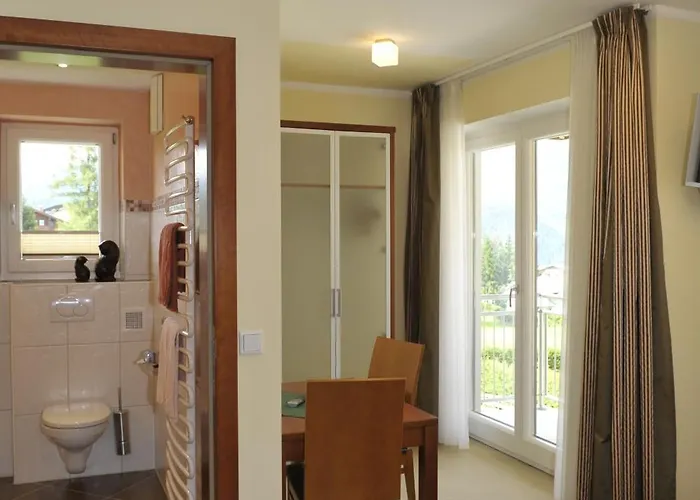 Castelli Daire Schladming